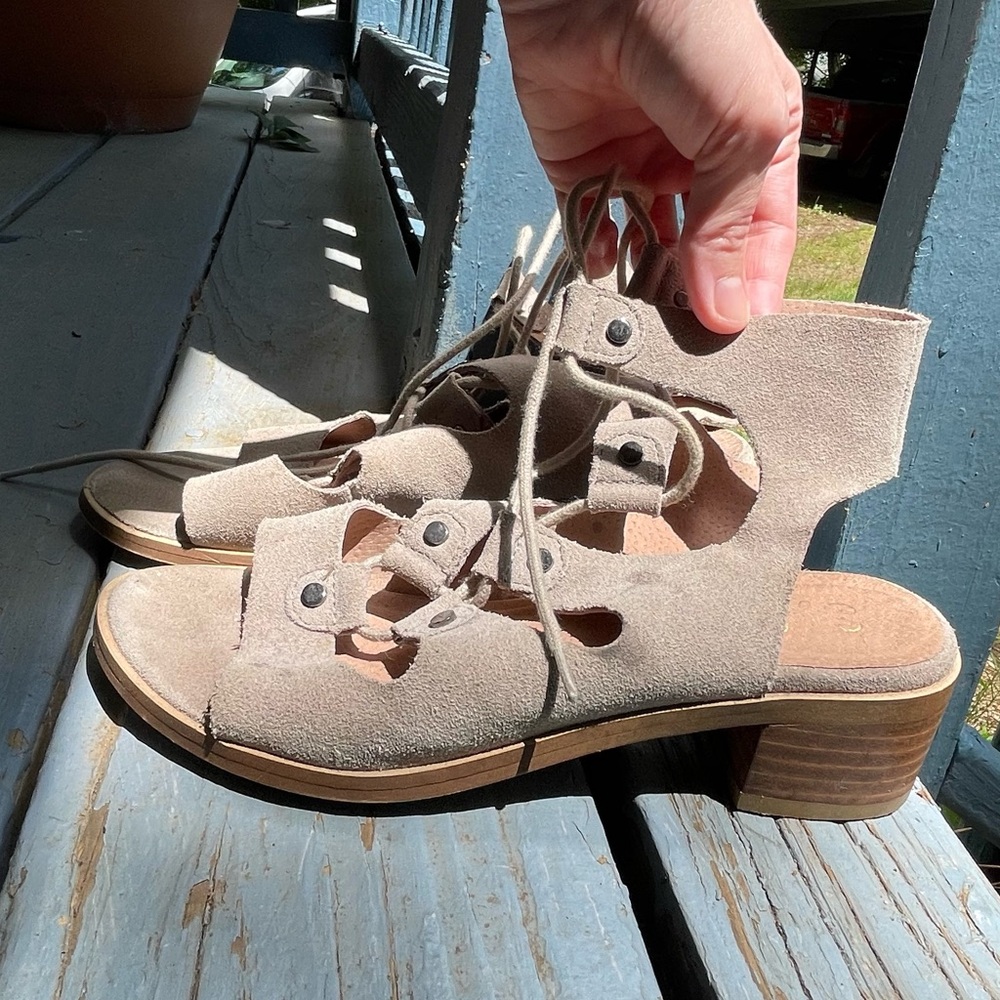 Stylish Beige Suede Women's Sandals